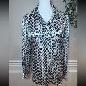 Cupcakes & Cashmere Black and White Button Down Shirt chain print Size small